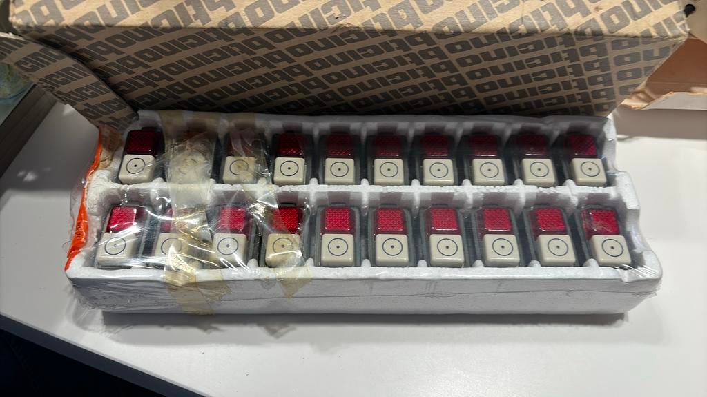 20 drukknoppen, Enlèvement ou Envoi, Neuf