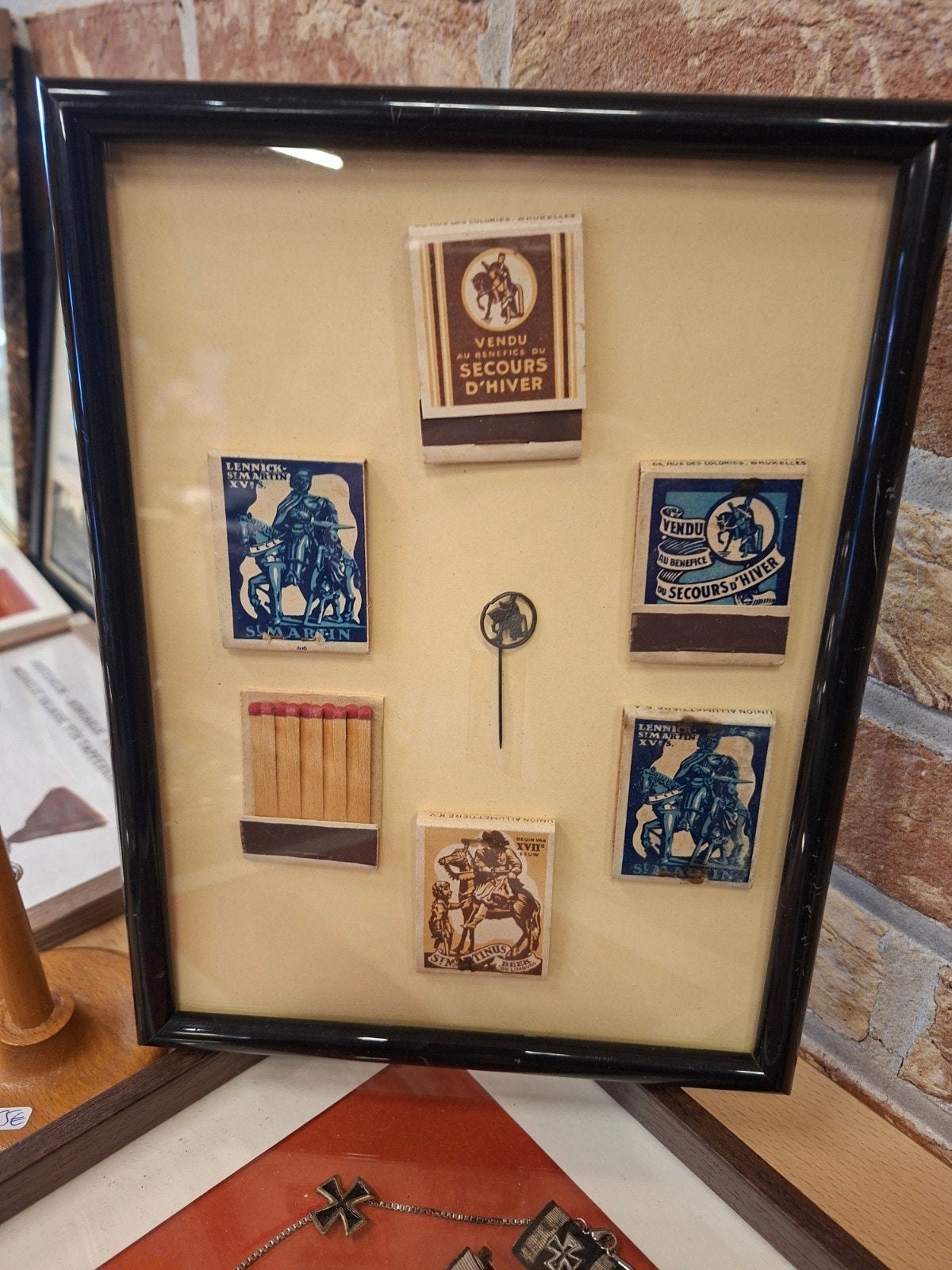 Speld pins Sint Maarten Lennik WHW winterhulp 1942, Ophalen of Verzenden