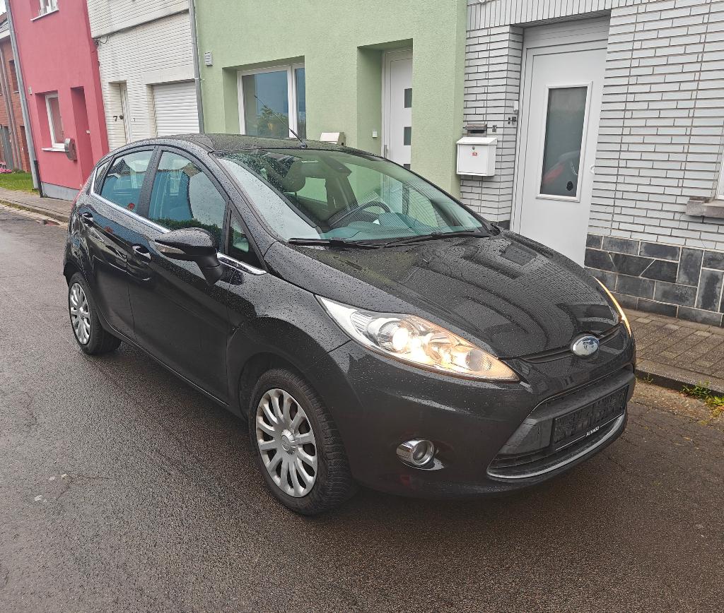 Ford fiesta contrôle technique OK, Electronic Stability Program (ESP), Euro 5, 4 cilinders, 5 deurs