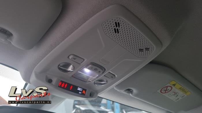 Eclairage intérieur avant d'un Opel Corsa, -, Opel, 3 mois de garantie, Utilisé