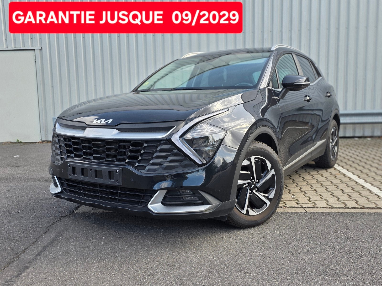 KIA SPORTAGE 1.6 CRDI * GARANTIE TOT 09/2029 * NIEUW MODEL, Auto's, Dealer onderhouden, 4 cilinders, Zwart, Particulier