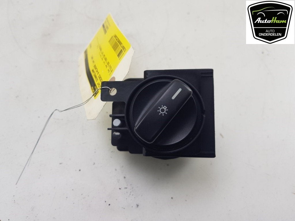 INTERRUPTEUR D'ECLAIRAGE Mercedes-Benz A (W169), Dhr. J. Ham, Mercedes-Benz, Administratie@autoham.nl, Utilisé
