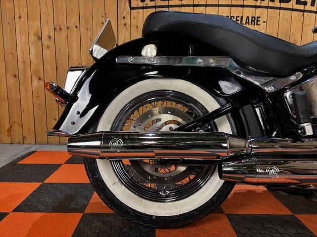 Harley-Davidson Deluxe, 1745 cm³, Customerservices@harley‑davidson.com, 3700 West Juneau Avenue
WI 53208  Milwaukee, US, Autre