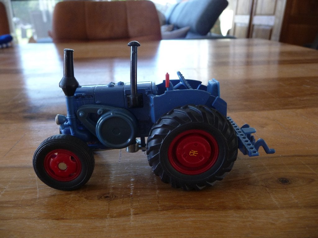 miniatuur tractor, Ophalen of Verzenden, Nieuw, Tractor of Landbouw