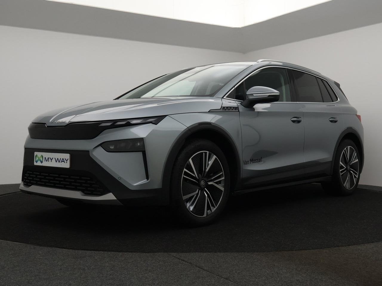 Skoda Elroq 82 kWh 85 Corporate *DEMO*, Autos, Argent ou Gris, Achat, https://public.car-pass.be/vhr/b5772ac3-ac98-4dc6-a626-e4e045a7ee8d