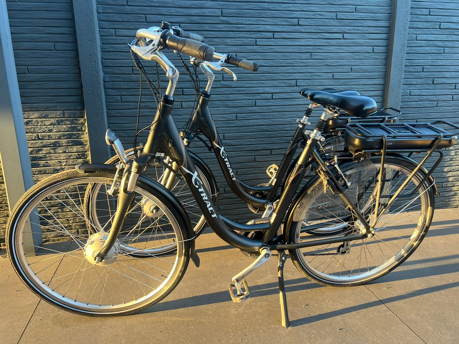 Set Elektrische fietsen Xtract Zeer Goede staat ✅, Fietsen en Brommers, Ophalen, Zo goed als nieuw