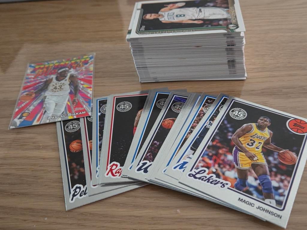 113 Flagship Topps kaarten Nba 2025, Ophalen