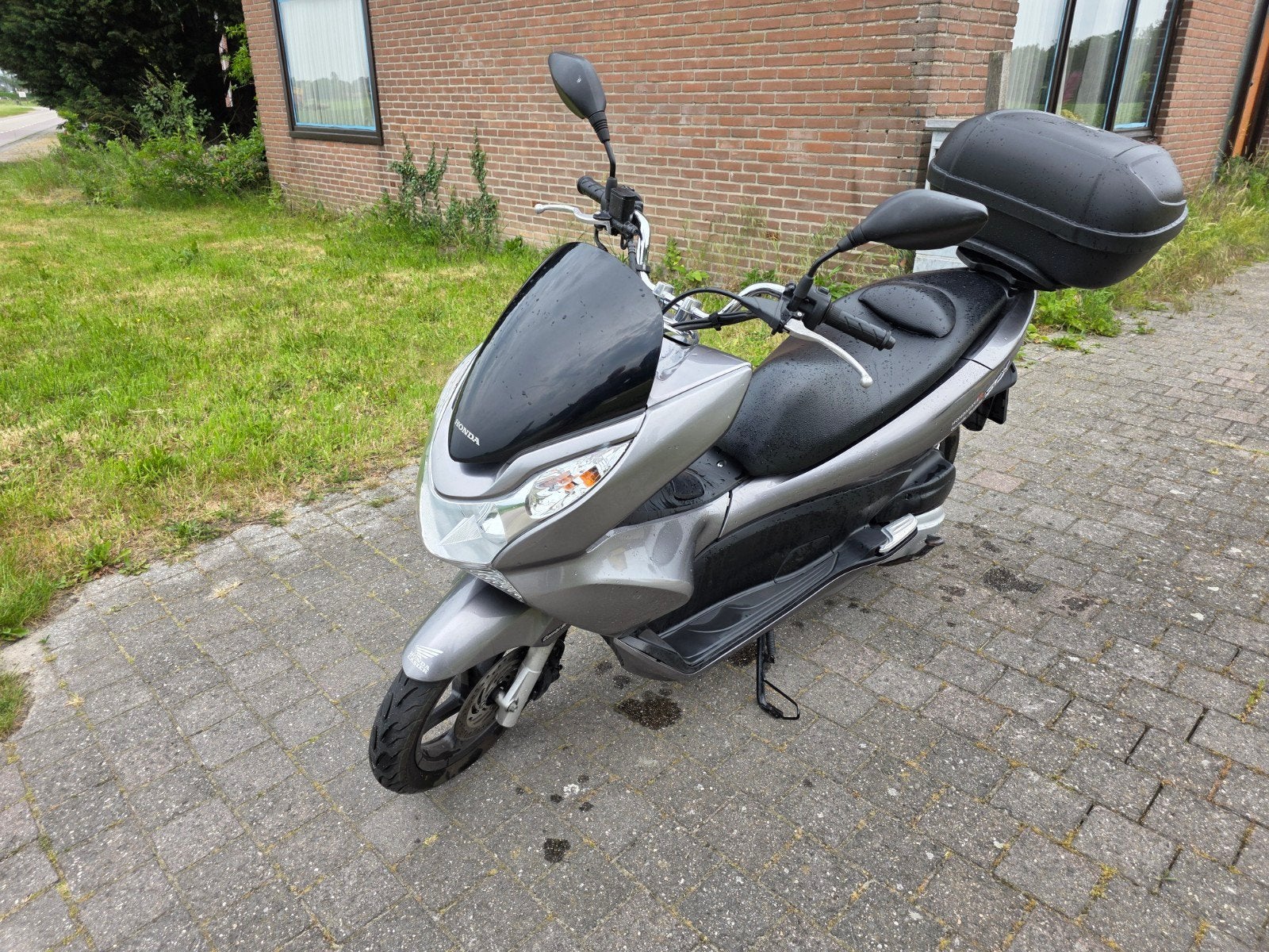 Honda PCX 125cc, Particulier