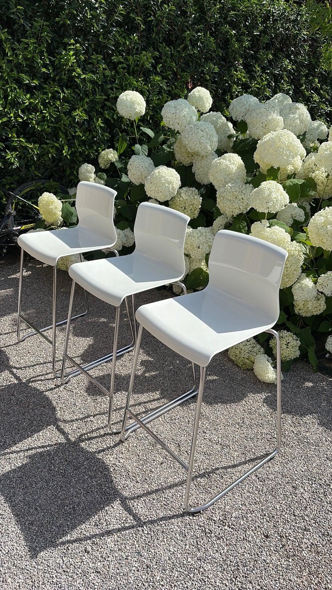 3 tabourets de bar blancs, Maison & Meubles, Synthétique, Enlèvement, Utilisé, 60 à 90 cm