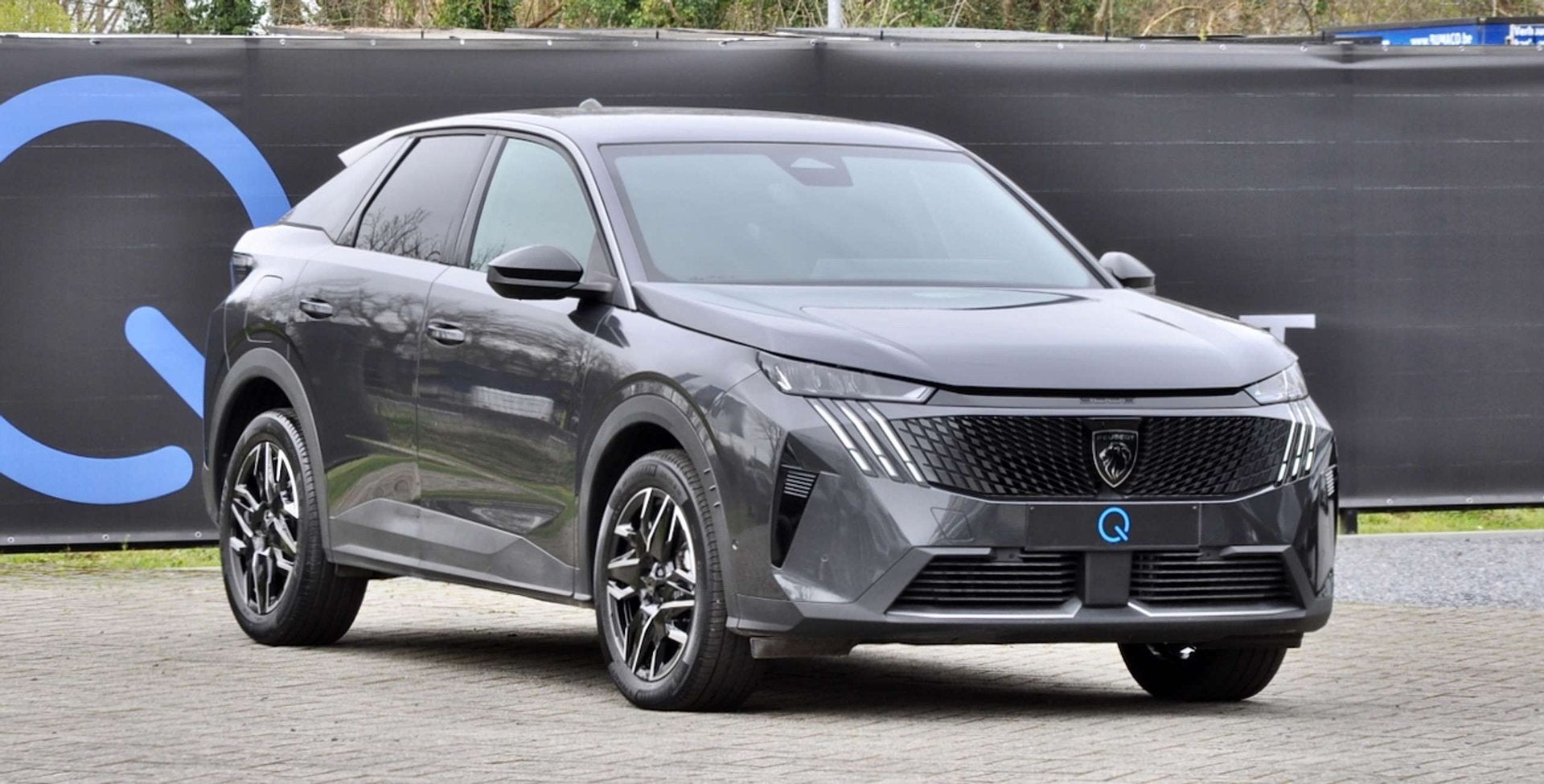 Peugeot 3008 ALLURE DISTRIBUTIEKETTING CARPLAY 360°CAM KEYL, Gebruikt, 136 pk, Bedrijf, 5 zetels