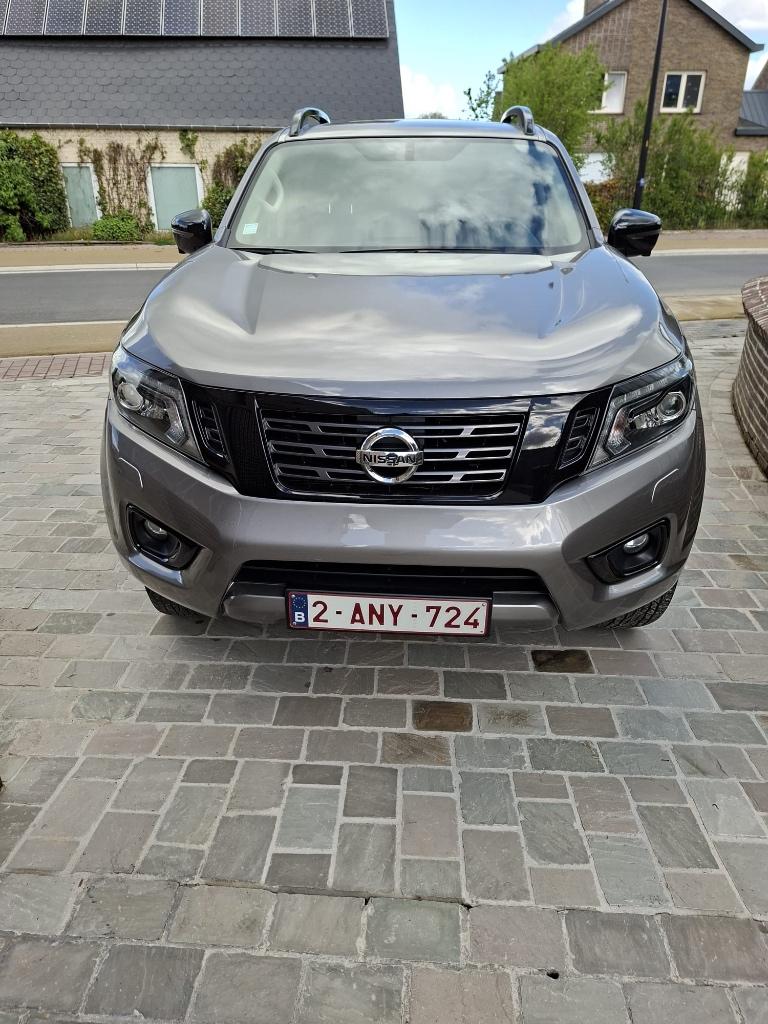 Nissan Navara N-guard 2,3 liter dCi-motor. 190pk, Autos, Achat, Système audio, Euro 6, Carnet d'entretien