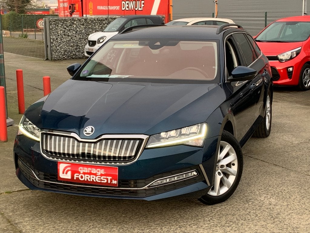Skoda Super B Tsi Plug In Hybride met 35 gram Co, Auto's, Navigatiesysteem, Stof, Euro 6, 1396 cc