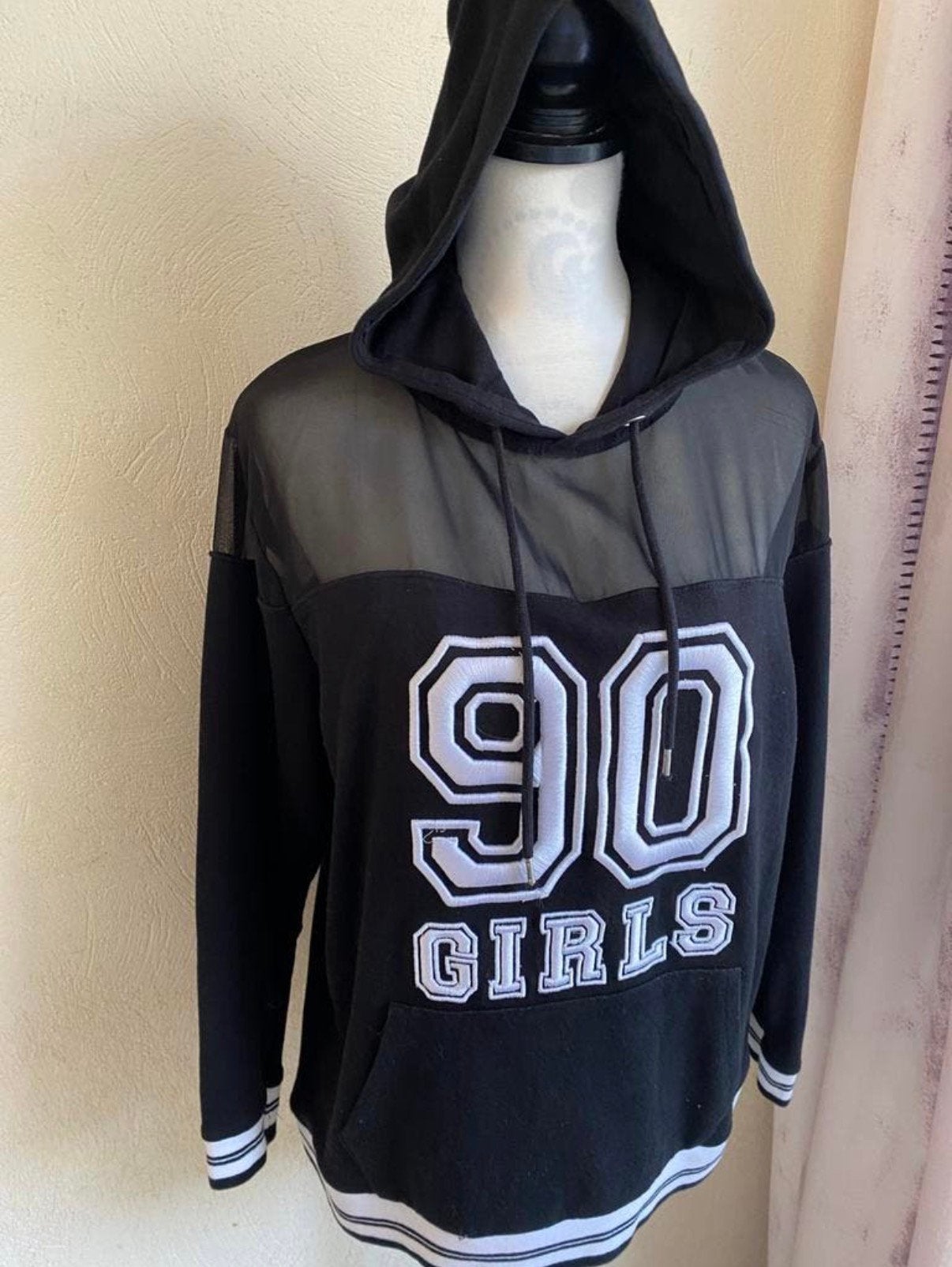 Jennyfer TM zwarte hoodie „90 GIRLS” voile, Kleding | Dames, Truien en Vesten, Ophalen of Verzenden, Zo goed als nieuw, Wit