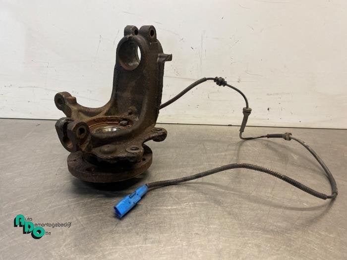 Joint avant gauche d'un Peugeot 208 (208 12-), -, 3 mois de garantie, Utilisé, -