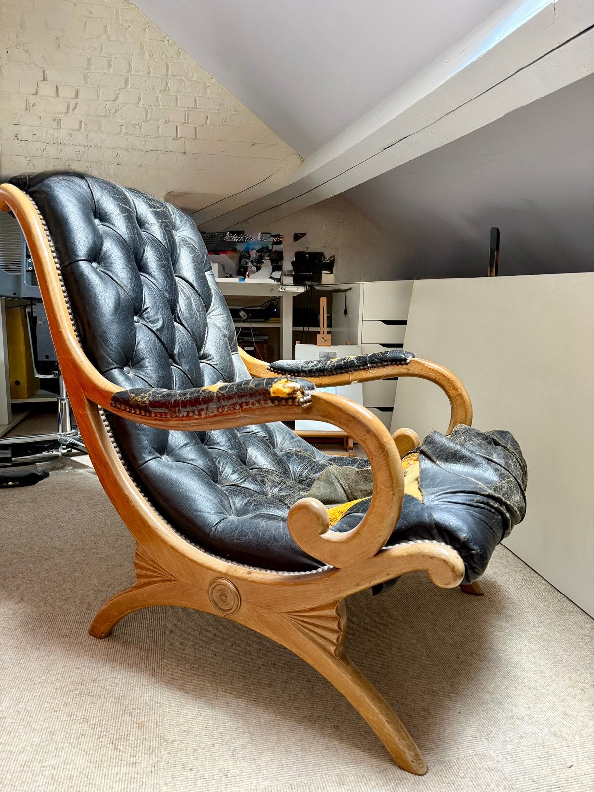 Vieux fauteuil à restaurer, Ophalen, Gebruikt