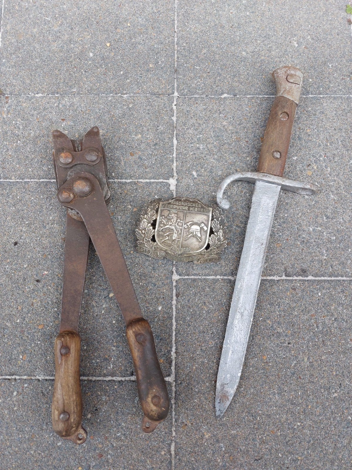 Lot Militaria Belgische M1889 Bajonet, Verzamelen, Ophalen of Verzenden, Landmacht, Overige typen