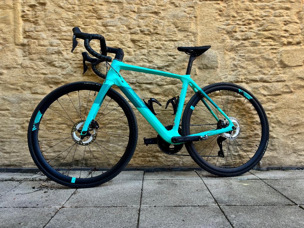 NIEUW! Bianchi Infinito CV–Ultegra Di2 12-speed, 28 inch, Carbon, Nieuw, 49 tot 53 cm