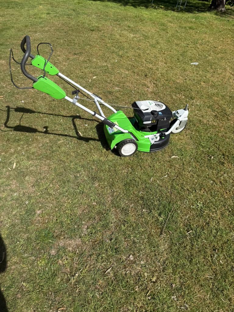 Grasmaaier, Ophalen, Versnellingen, Zo goed als nieuw, Benzine-grasmaaier