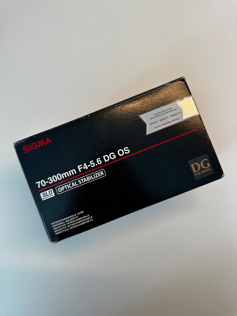 Sigma 70-300mm F4-5.6 DG OS lens, Ophalen of Verzenden, Zo goed als nieuw