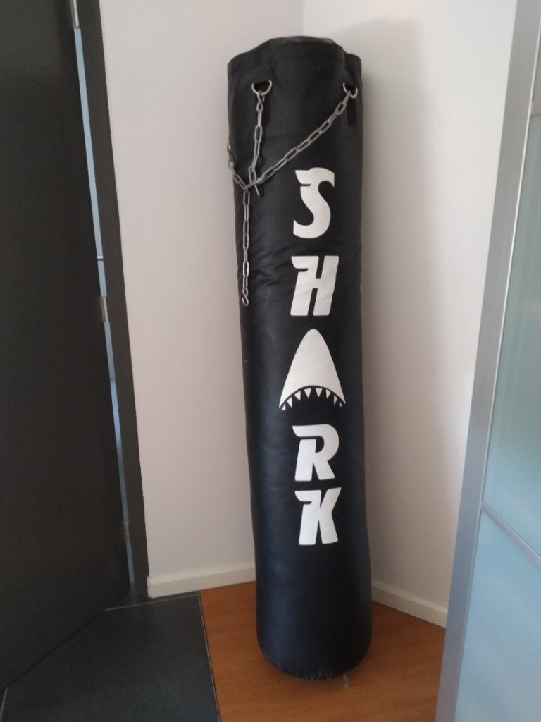 Bokszak 180cm Shark + ophangsysteem, Sport en Fitness, Boksen, Ophalen, Zo goed als nieuw, Bokszak