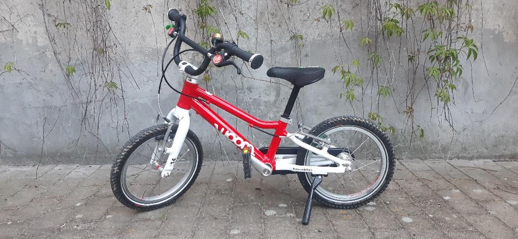 Woom 2 rode kinderfiets, Fietsen en Brommers, Ophalen, Gebruikt, Velgrem, Minder dan 16 inch