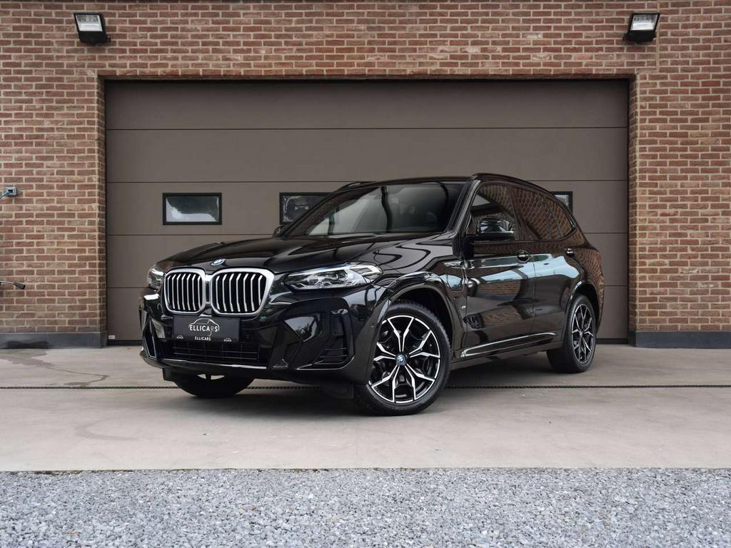 BMW X3 2.0iAS xDrive30e PHEV M PACK / CARPLAY / CAMERA / LE, 1998 cc, 0 min, 292 pk, Zwart