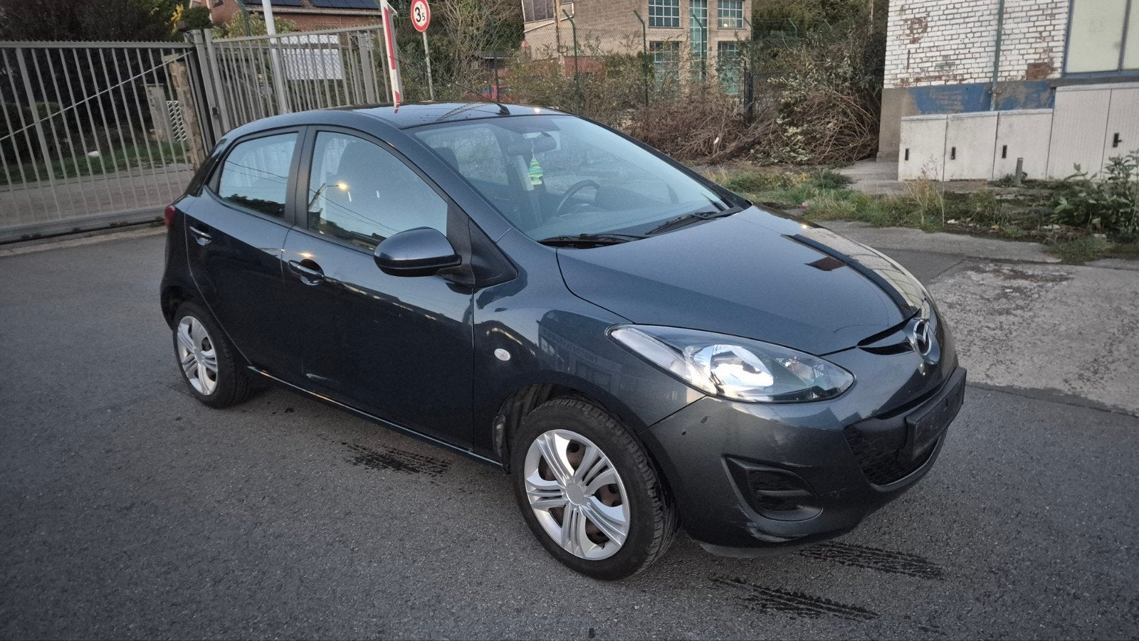 Mazda 2 1.6Td Km 105000 Jaar 2012 Sedan Airco Ct Ok, Auto's, Euro 5, Bedrijf, 5 deurs, Te koop