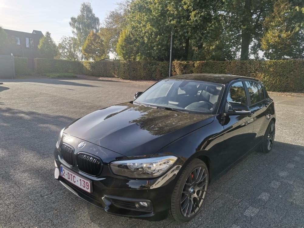 BMW 116d 2017, Auto's, Zwart, Particulier, Te koop, 1 Reeks