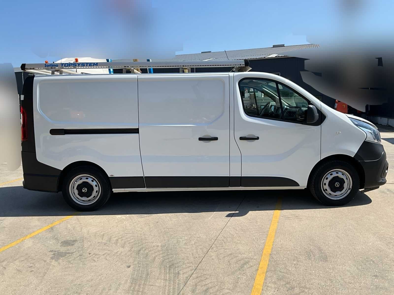 Véhicule commercial Nissan NV300 2018 avec rail de toit + s, Autos, Camionnettes & Utilitaires, Achat, Euro 6, Entreprise, Boîte manuelle