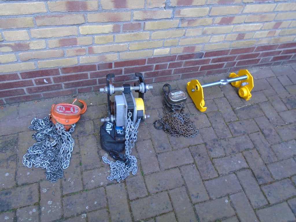 Takel, kettingtakel, loopkat, ketting takel, ratel takel., Doe-het-zelf en Bouw, Lieren en Takels, Ophalen, Gebruikt, Handmatig