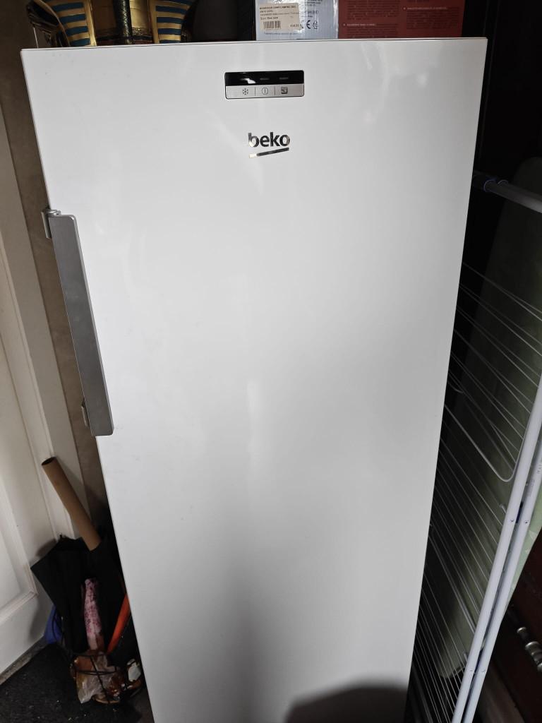 Diepvriezer, Gebruikt, Energieklasse A of zuiniger, Vrijstaand, 90 cm of meer
