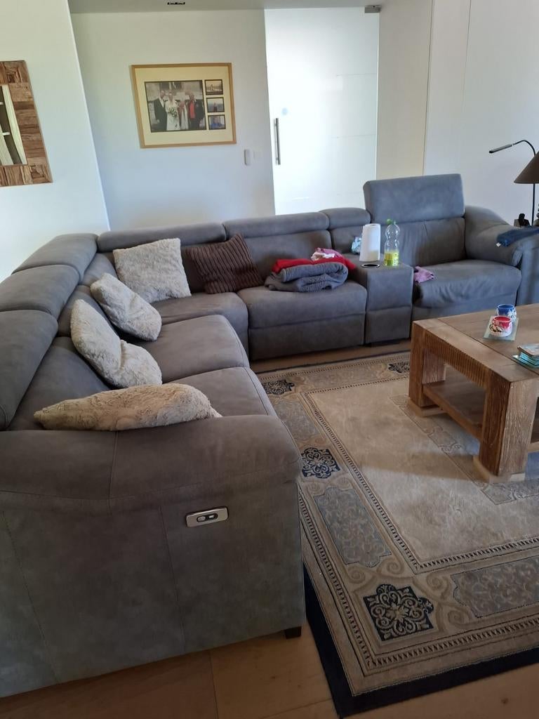 Grote hoekbank met relaxfunctie, Enlèvement