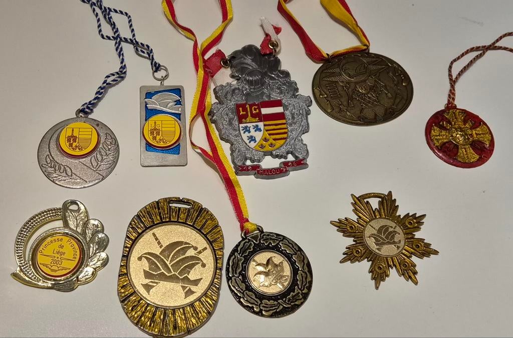 Carnaval médaille, Enlèvement ou Envoi