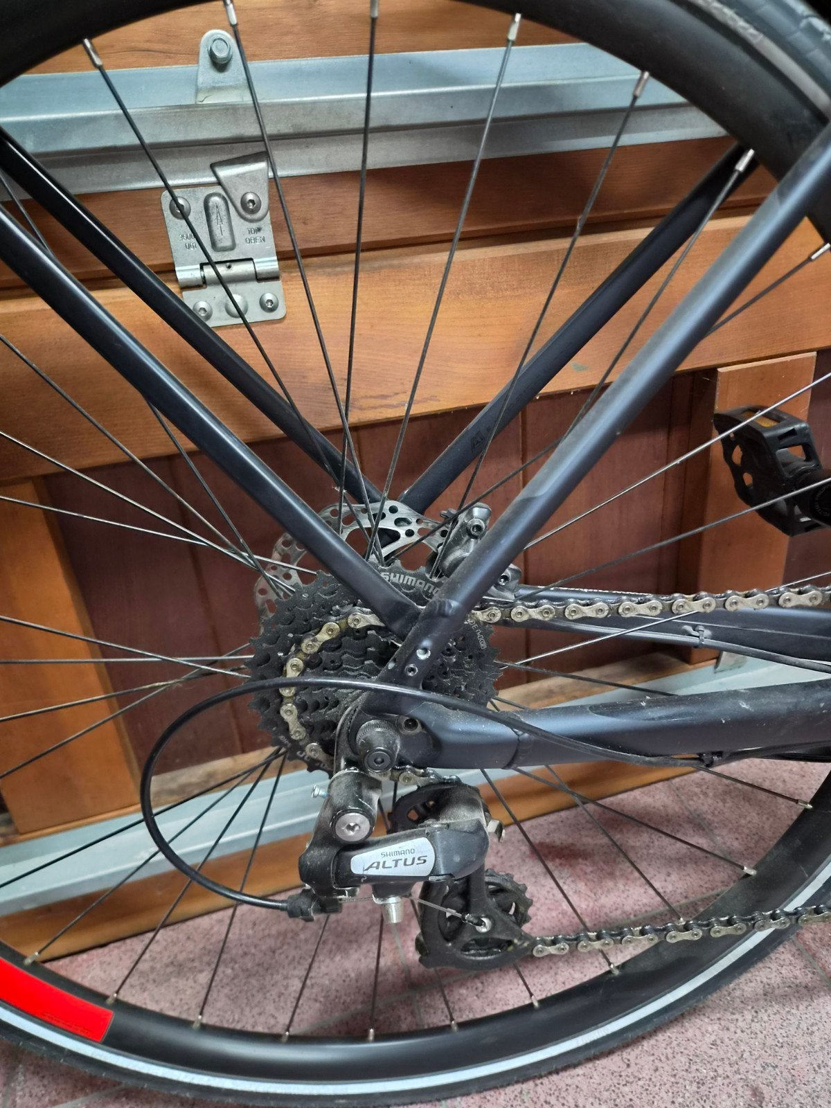 Specialized Sirius, Enlèvement, Comme neuf