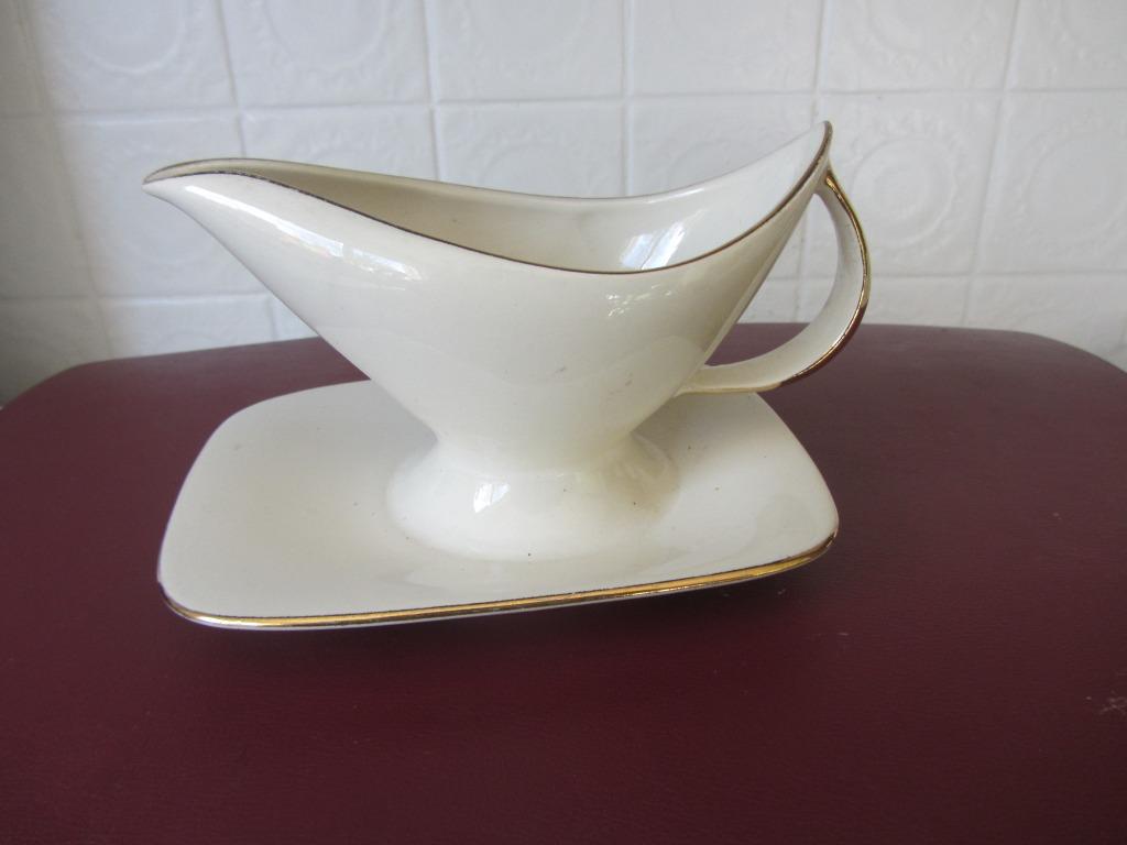 CASSEROLE BLANCHE, Enlèvement, Utilisé, Autres matériaux, Autres types