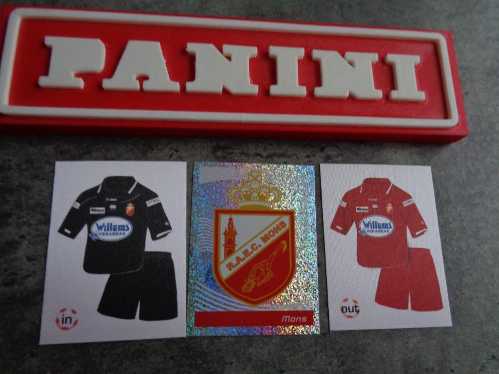 AUTOCOLLANTS PANINI FOOTBALL 2012 MOUNTAINS/MONS 3, Envoi, Neuf