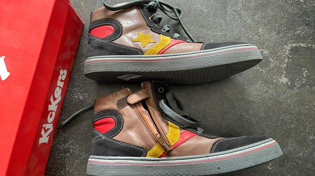 Nieuwe schoenen Kickers maat 37, Ophalen of Verzenden, Nieuw, Schoenen