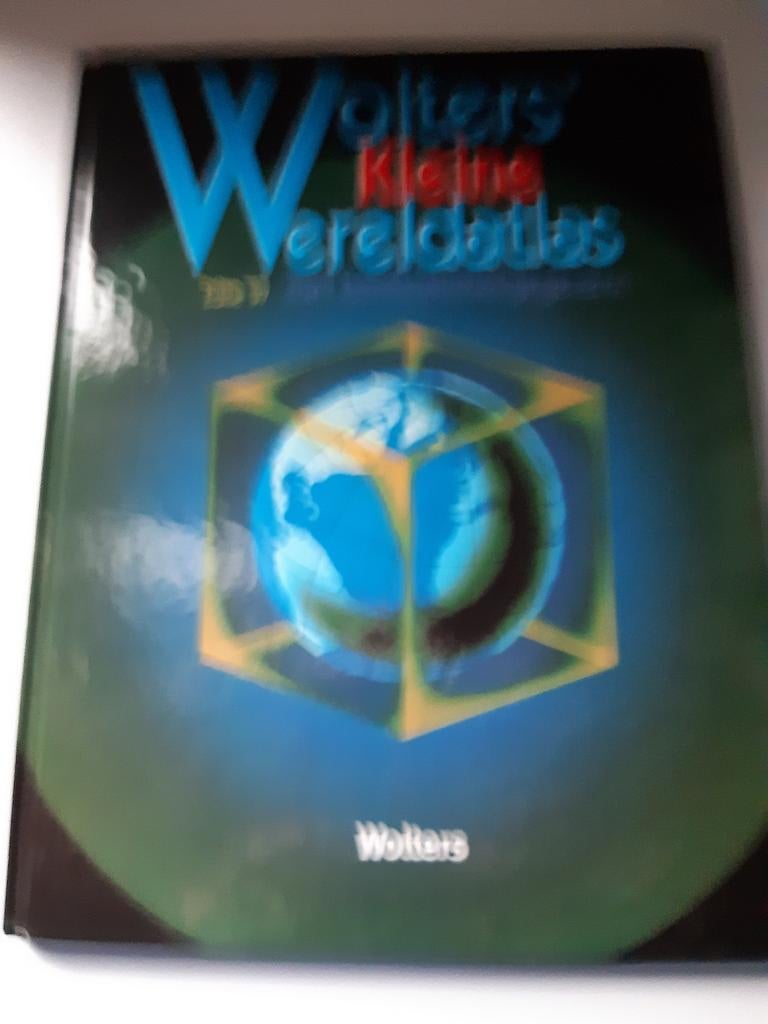 Wolters' Kleine Wereldatlas (Editie1997), Enlèvement ou Envoi, Comme neuf