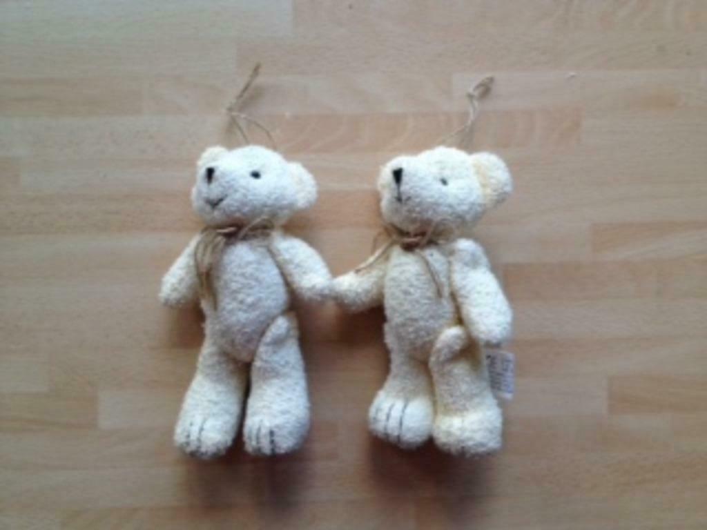 2 witte beertjes, Diversen, Kerst, Ophalen of Verzenden, Gebruikt