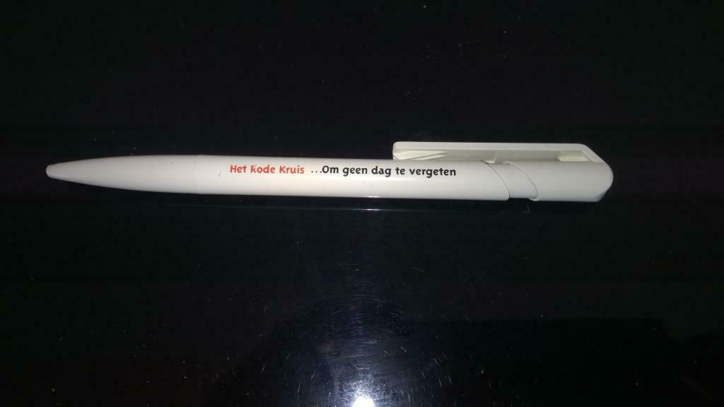 Het Rode Kruis  balpen / stylo, Verzamelen, Merken en Reclamevoorwerpen, Ophalen of Verzenden, Zo goed als nieuw, Gebruiksvoorwerp