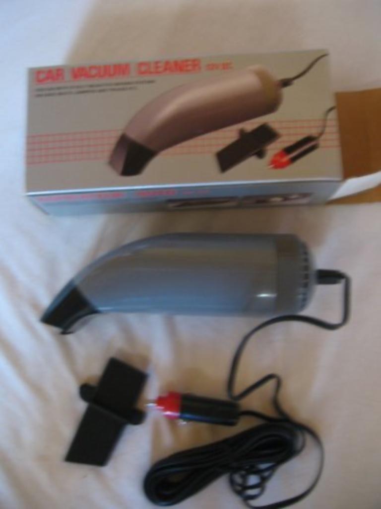 CAR VACUUM CLEANER, Elektronische apparatuur, Stofzuigers, Ophalen, Nieuw, Reservoir, Kruimeldief