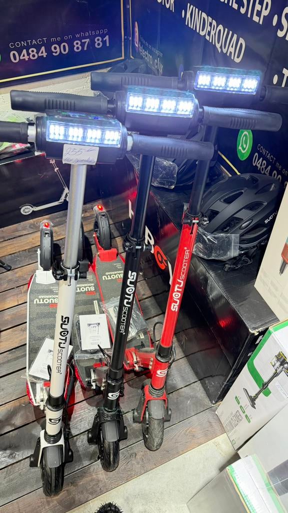 Elektrische step R1 Pro  Display/ Zij Lampjes/+-30km Range, Enlèvement
