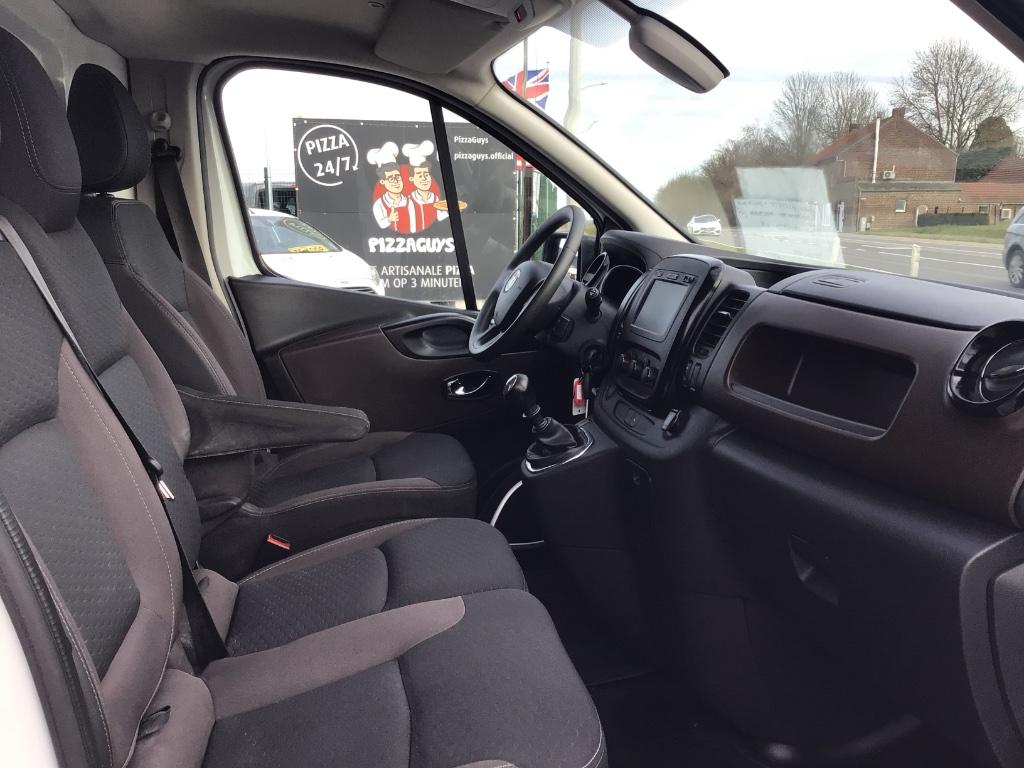 fiat talento L2 120pk 2019 full/option 15900e ex, Auto's, Bestelwagens en Lichte vracht, Voorwielaandrijving, Stof, Euro 6, 4 cilinders