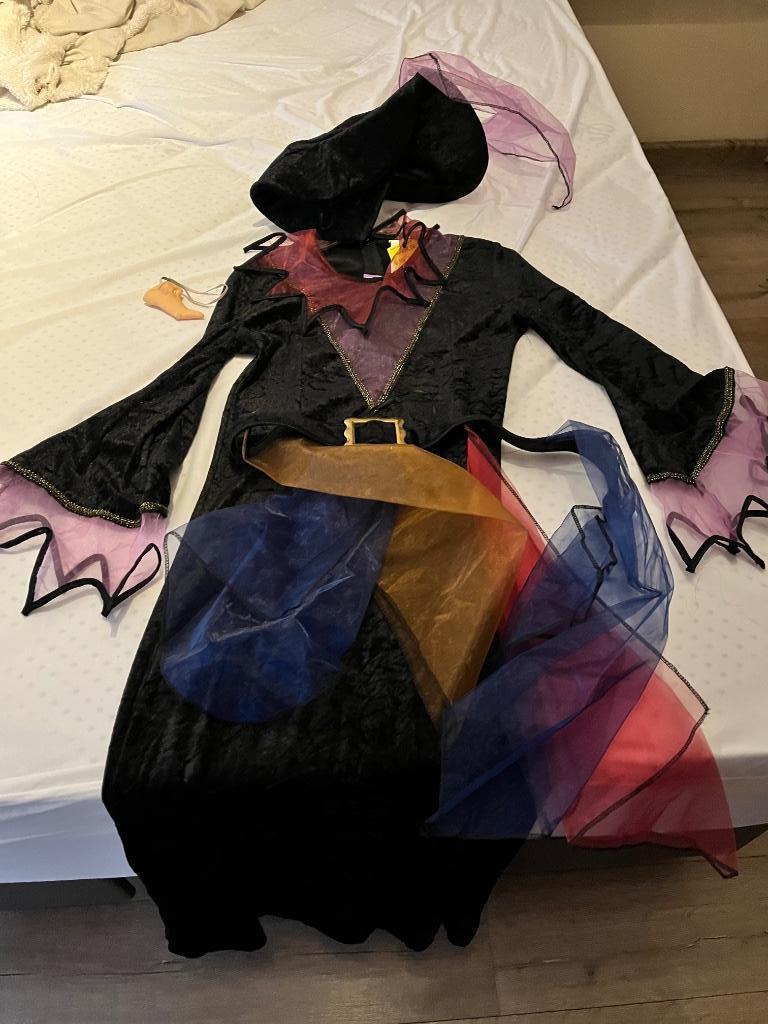 Heksen kostuum halloween, Ophalen, Zo goed als nieuw, Toneelattributen of Onderdelen