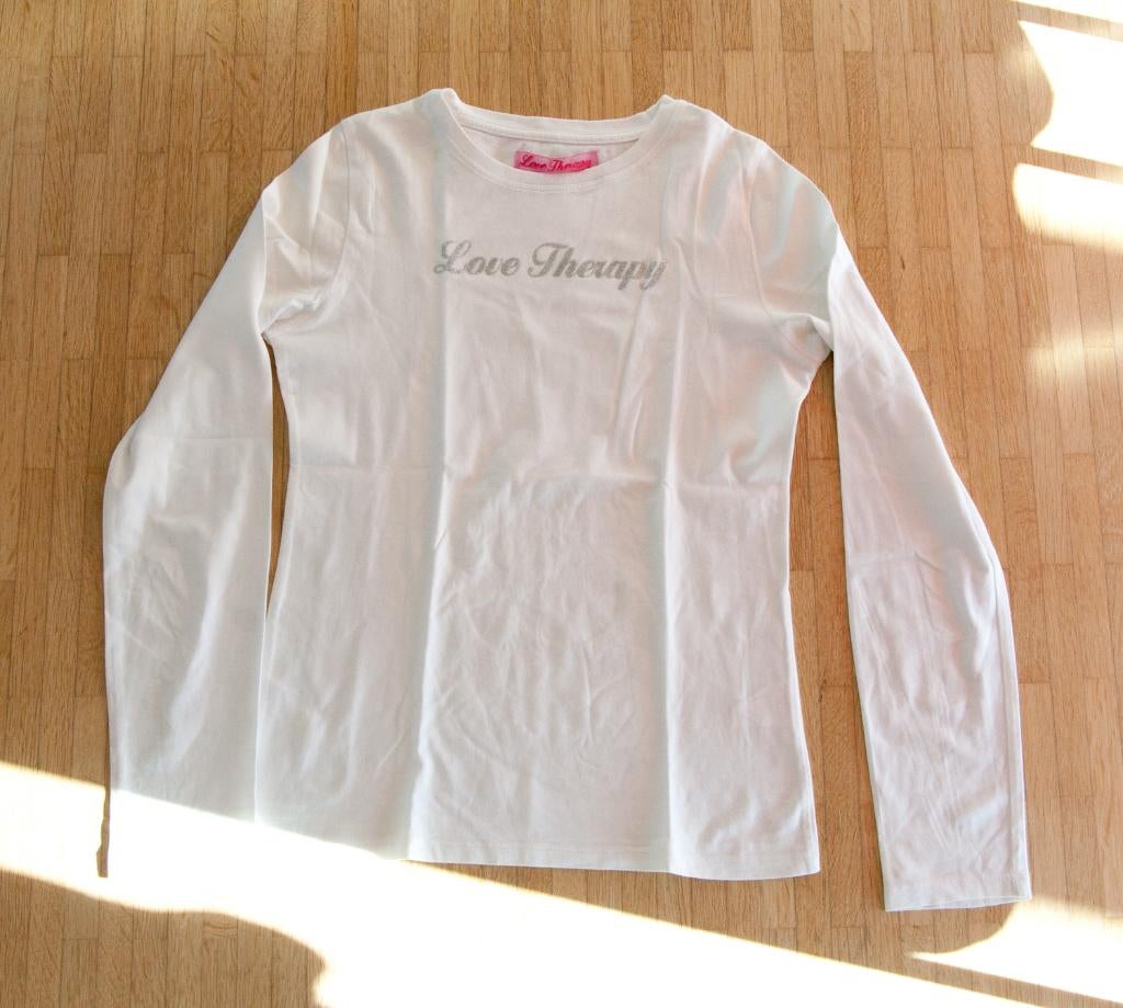 Witte longsleeve (Love Therapy) - maat 164, Kinderen en Baby's, Ophalen of Verzenden, Zo goed als nieuw, Meisje, Shirt of Longsleeve
