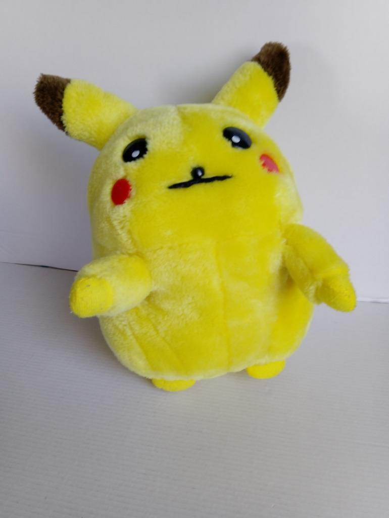 ⚡ (๑ ․̫ ๑) ⚡ Pokémon en Peluche Pikachu ⚡, Enfants & Bébés, Jouets | Peluches, Utilisé, Autres types, Enlèvement ou Envoi