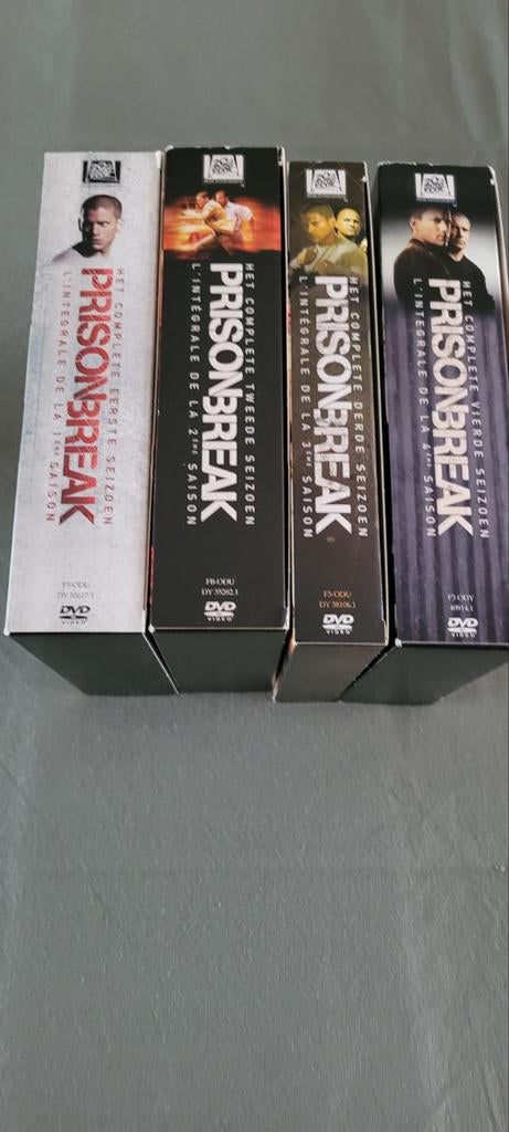 Prison Break de la saison 1 à la saison 4, À partir de 12 ans, Envoi, Comme neuf, Action et Aventure