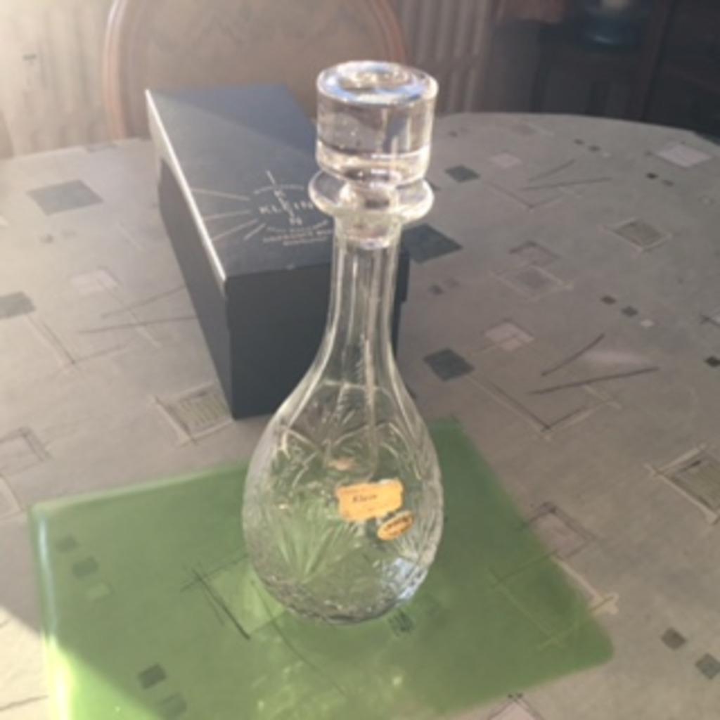 Kleine kristallen wijnkaraf, Ophalen