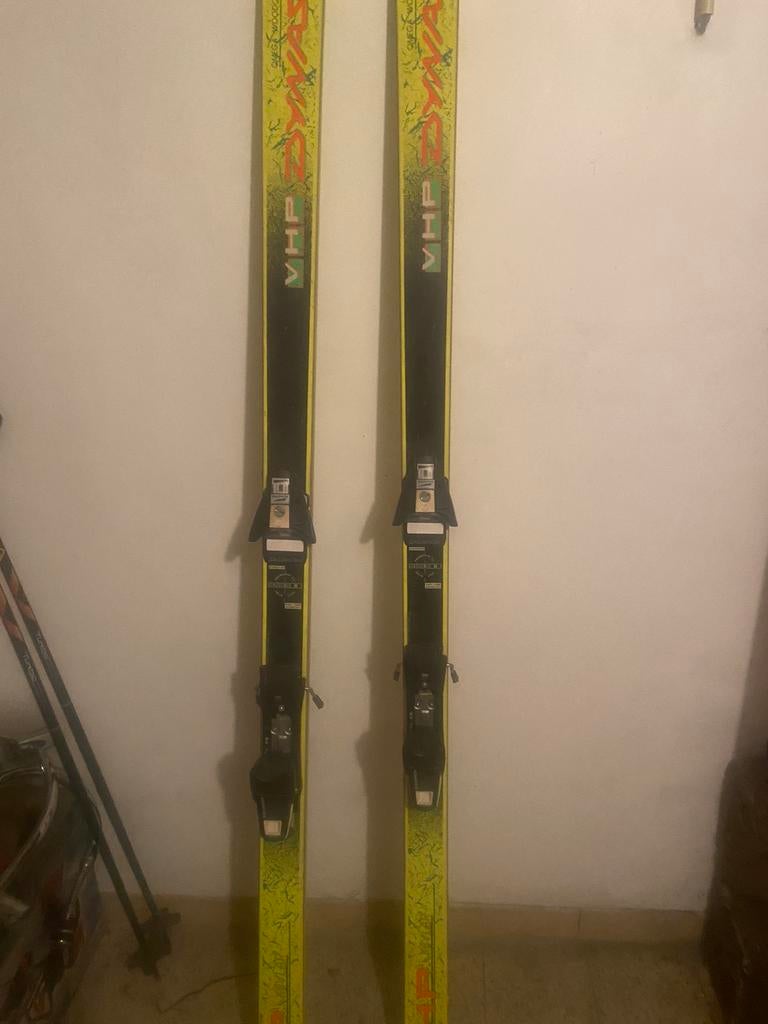 Paire de skis, Sports & Fitness, Autres marques, Enlèvement, Chaussures, Ski