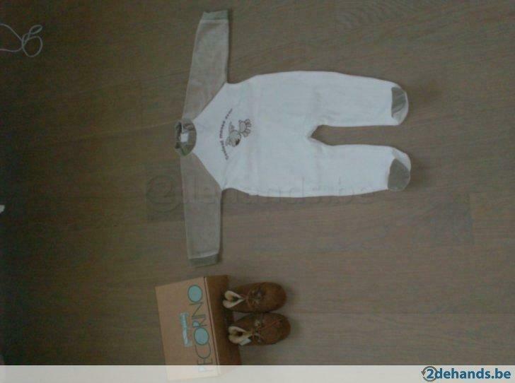 Pyjama maat 80 en pantoffels maat 21, Nieuw, Jongetje of Meisje, Nacht- of Onderkleding